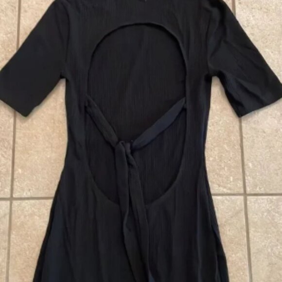 Reformation Maxi Dress - Picture 4 of 7